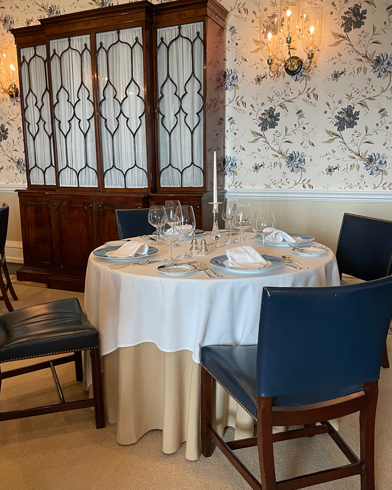 tablecloths for restaurants