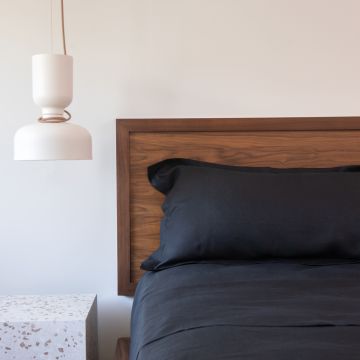 Huddleson Black Linen Top Sheet 