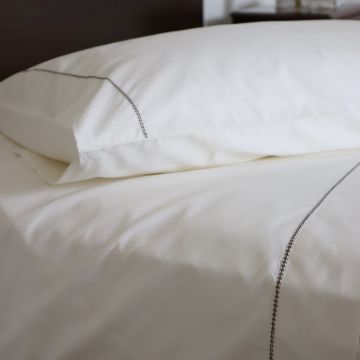 Ivory 500TC Cotton Percale Sheet Set- Chocolate Brown Hemstitch