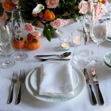 White Oval Linen Tablecloth