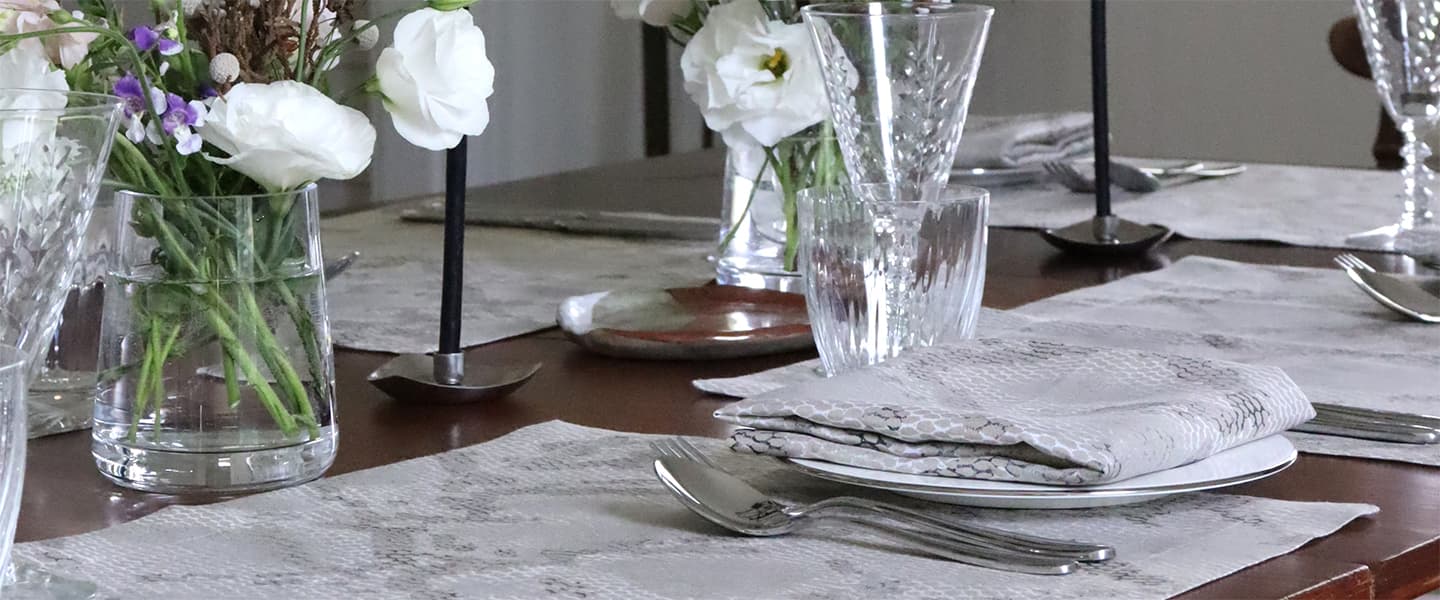Python Print Linen Placemat & Napkin