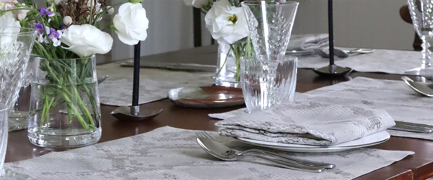 Python Print Linen Placemat & Napkin