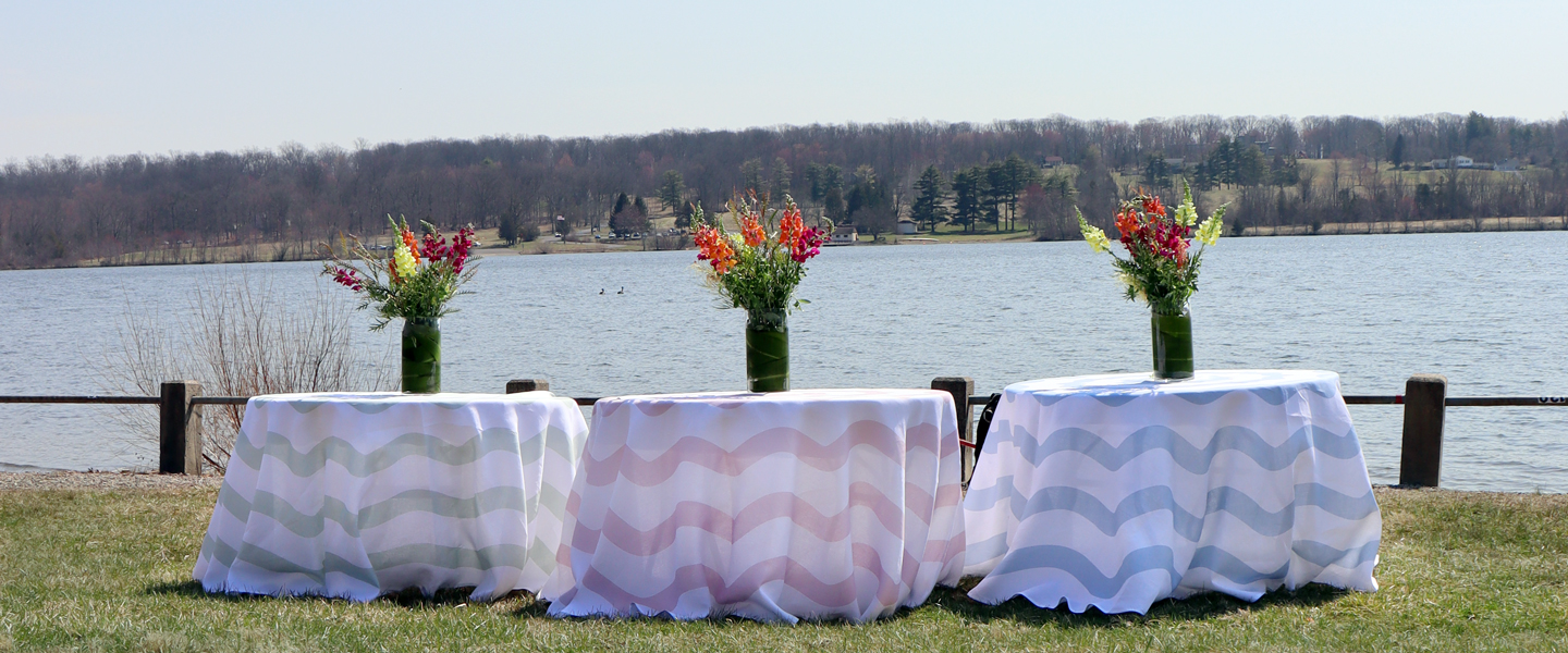 Ripple Round Linen Tablecloths