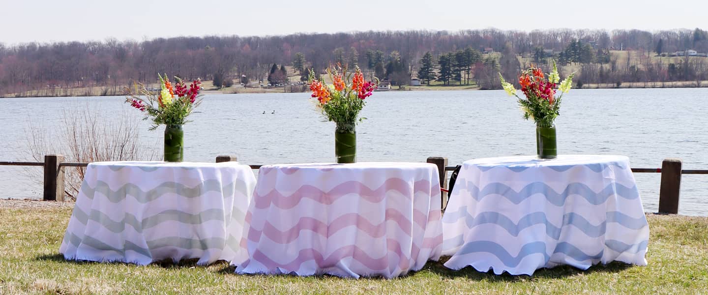 Ripple Round Linen Tablecloths