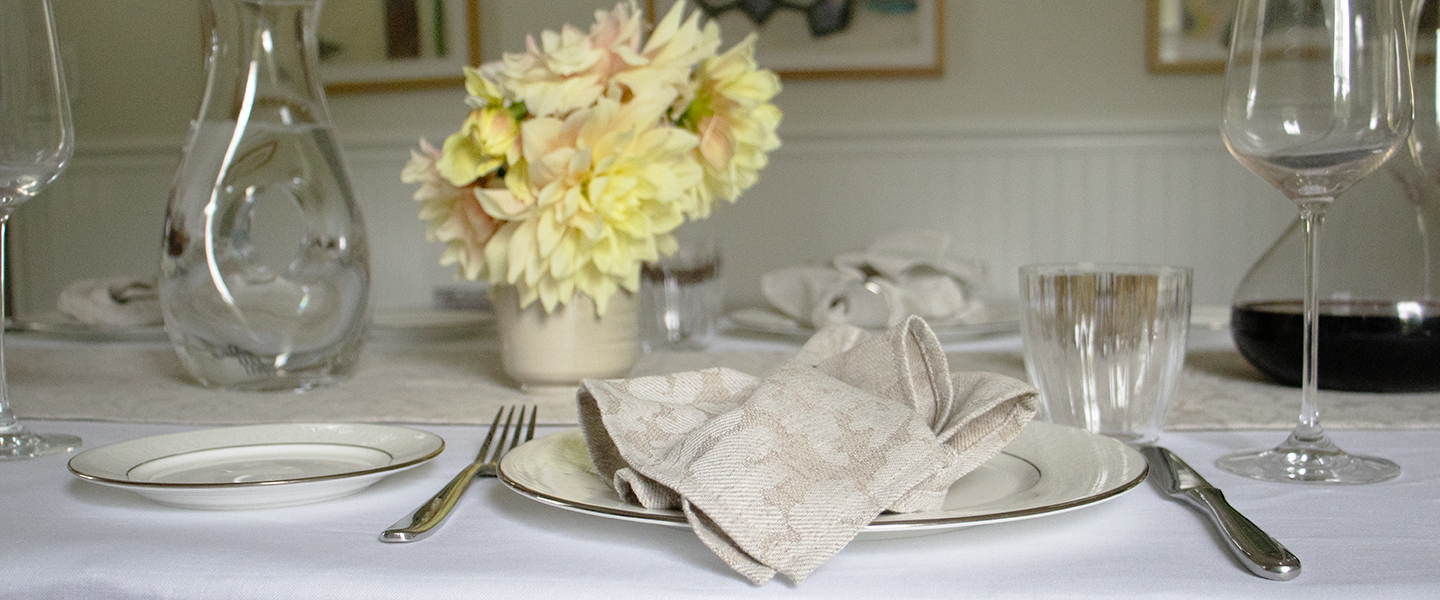 White Linen Tablecloth, Damask Runner & Napkins 