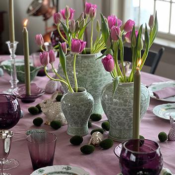 A Lilac Easter