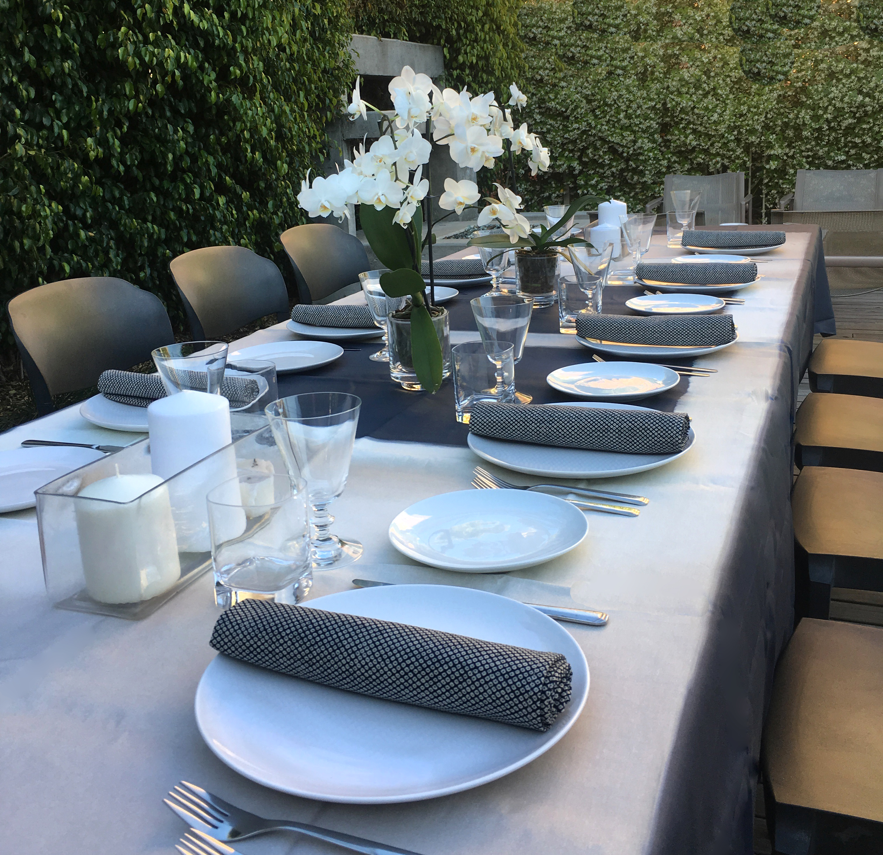 Spring dinner party los angeles japanes cotton napkins pure linen Rothko tablecloth 