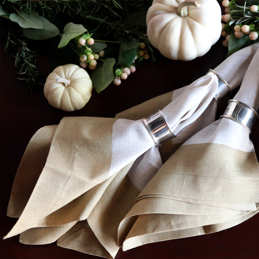 Natural Table Linens Napkin with Gold Bordaer 