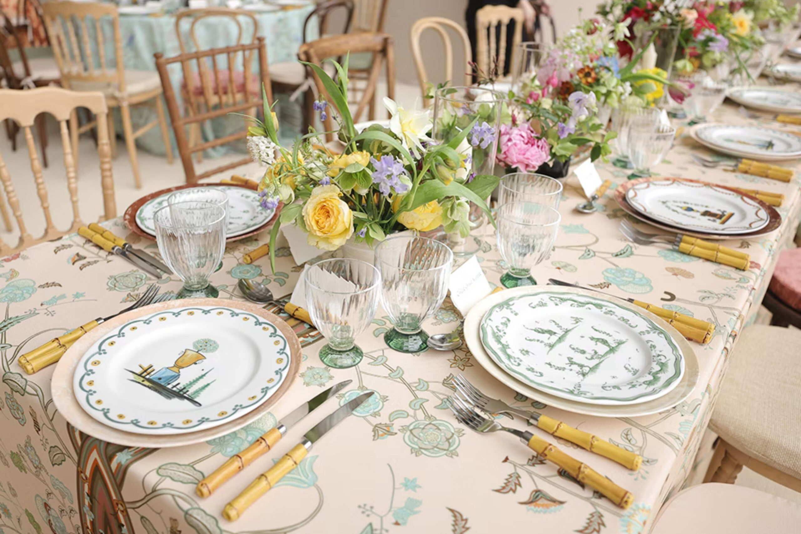 2022 Met Gala Tablesetting Gilded Glamor 