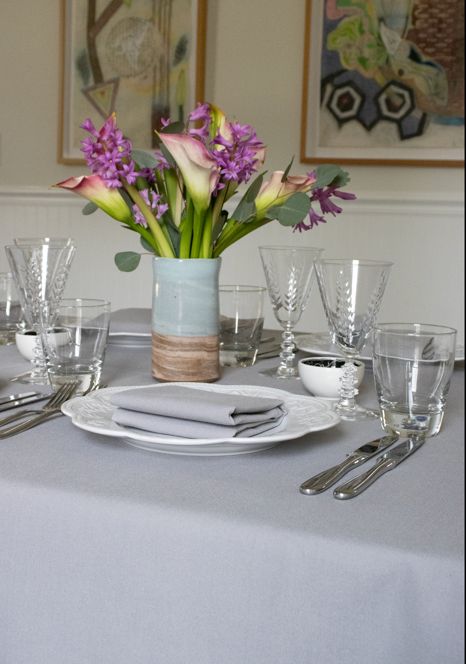Medrite Grey Spun Polyester Tablecloth & Napkins